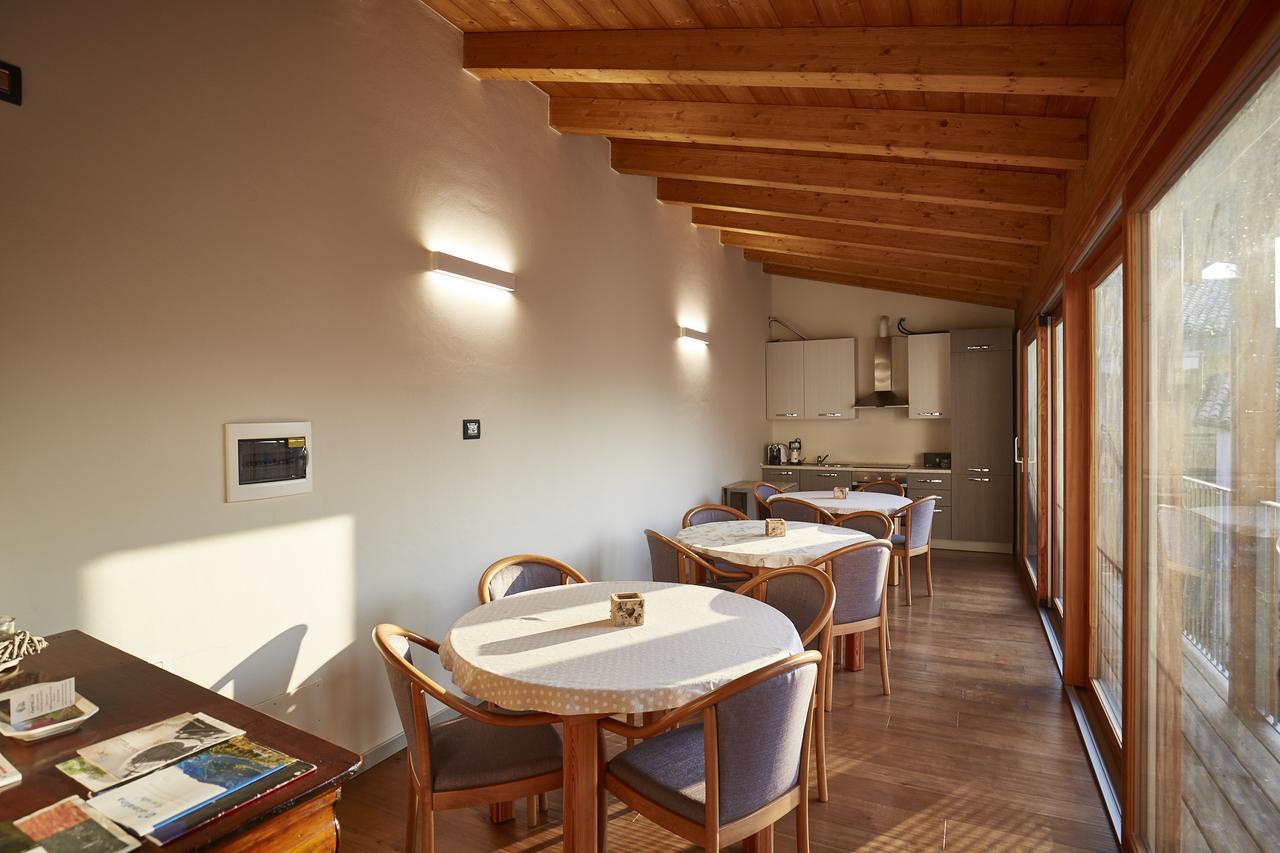 Palazzo Eleonora Acomodação com café da manhã Monasterolo del Castello Exterior foto