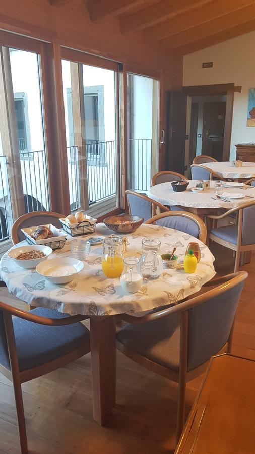 Palazzo Eleonora Acomodação com café da manhã Monasterolo del Castello Exterior foto